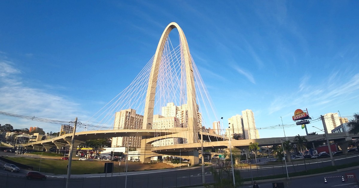 Vista da Ponte Estaiada em São José dos Campos